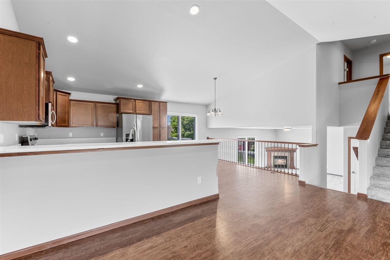 1573 Vesti Lane Iowa City IA 52240