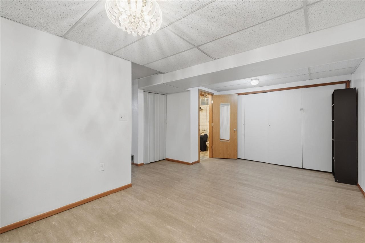 3027 Huxley Lane SW Cedar Rapids IA 52404