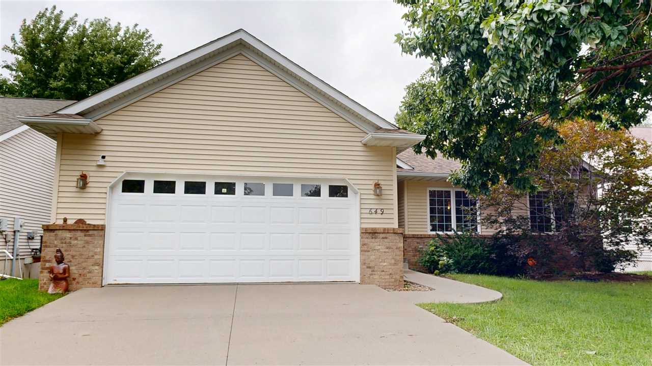 649 Tipperary Road Iowa City IA 52246