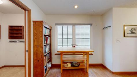 649 Tipperary Road Iowa City IA 52246
