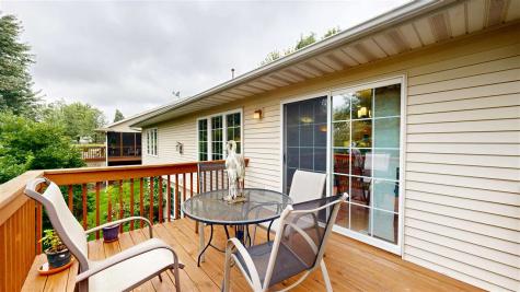 649 Tipperary Road Iowa City IA 52246