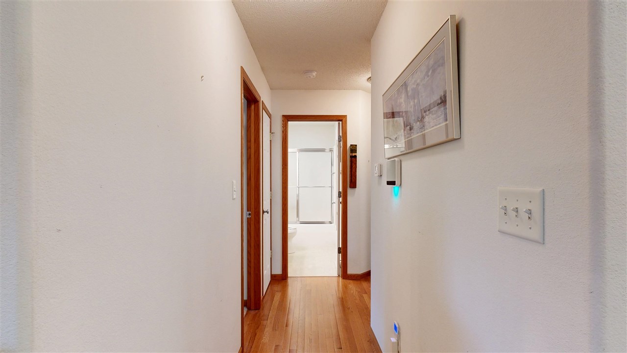 649 Tipperary Road Iowa City IA 52246