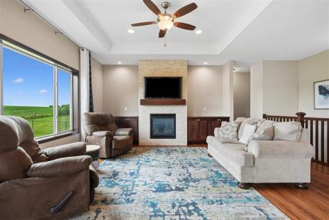 1202 Wood Lily Road Solon IA 52333