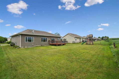 1202 Wood Lily Road Solon IA 52333