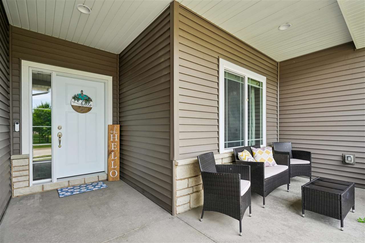 1202 Wood Lily Road Solon IA 52333