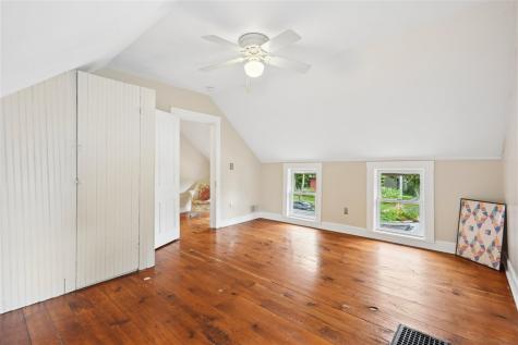 1029 E Bloomington Iowa City IA 52245