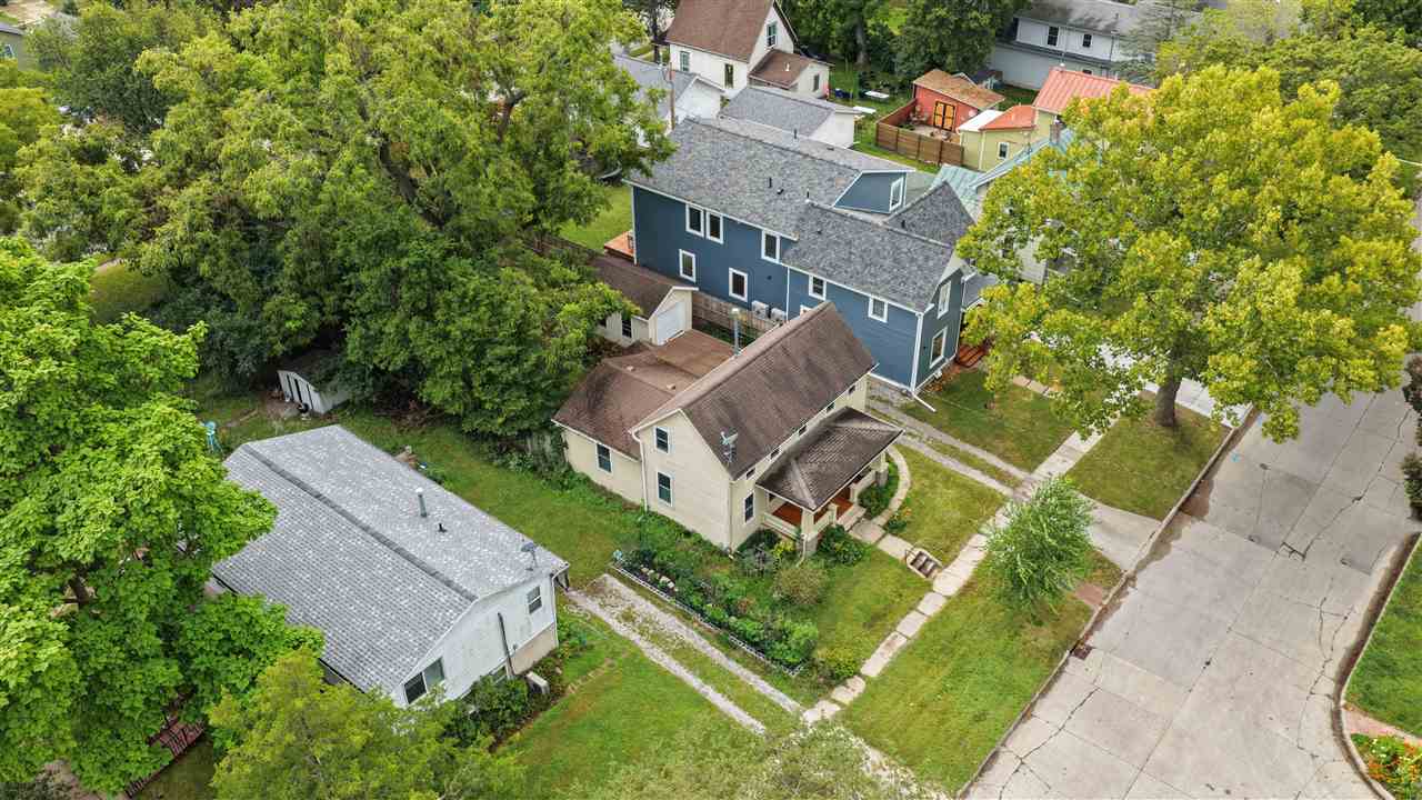 1029 E Bloomington Iowa City IA 52245