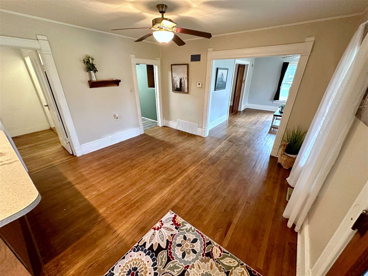 302 W Oak Street North English IA 52316