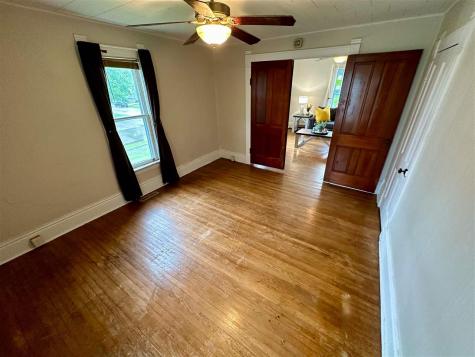 302 W Oak Street North English IA 52316