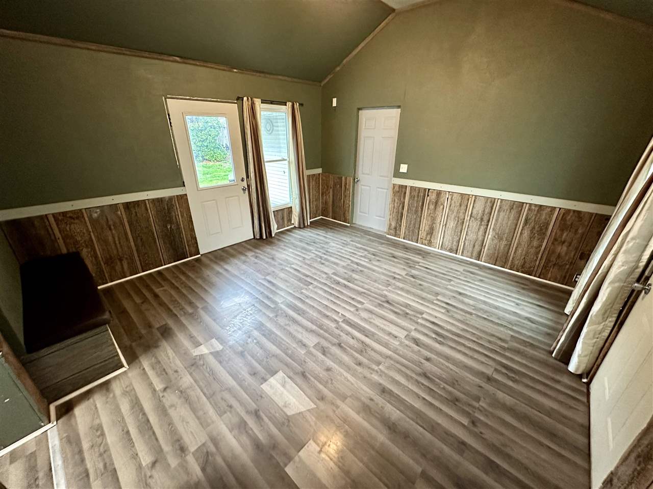 302 W Oak Street North English IA 52316