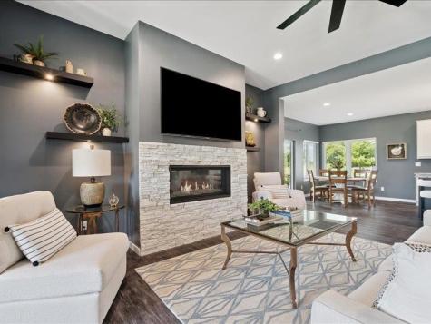 5112 Scenic View Court SW Cedar Rapids IA 52404