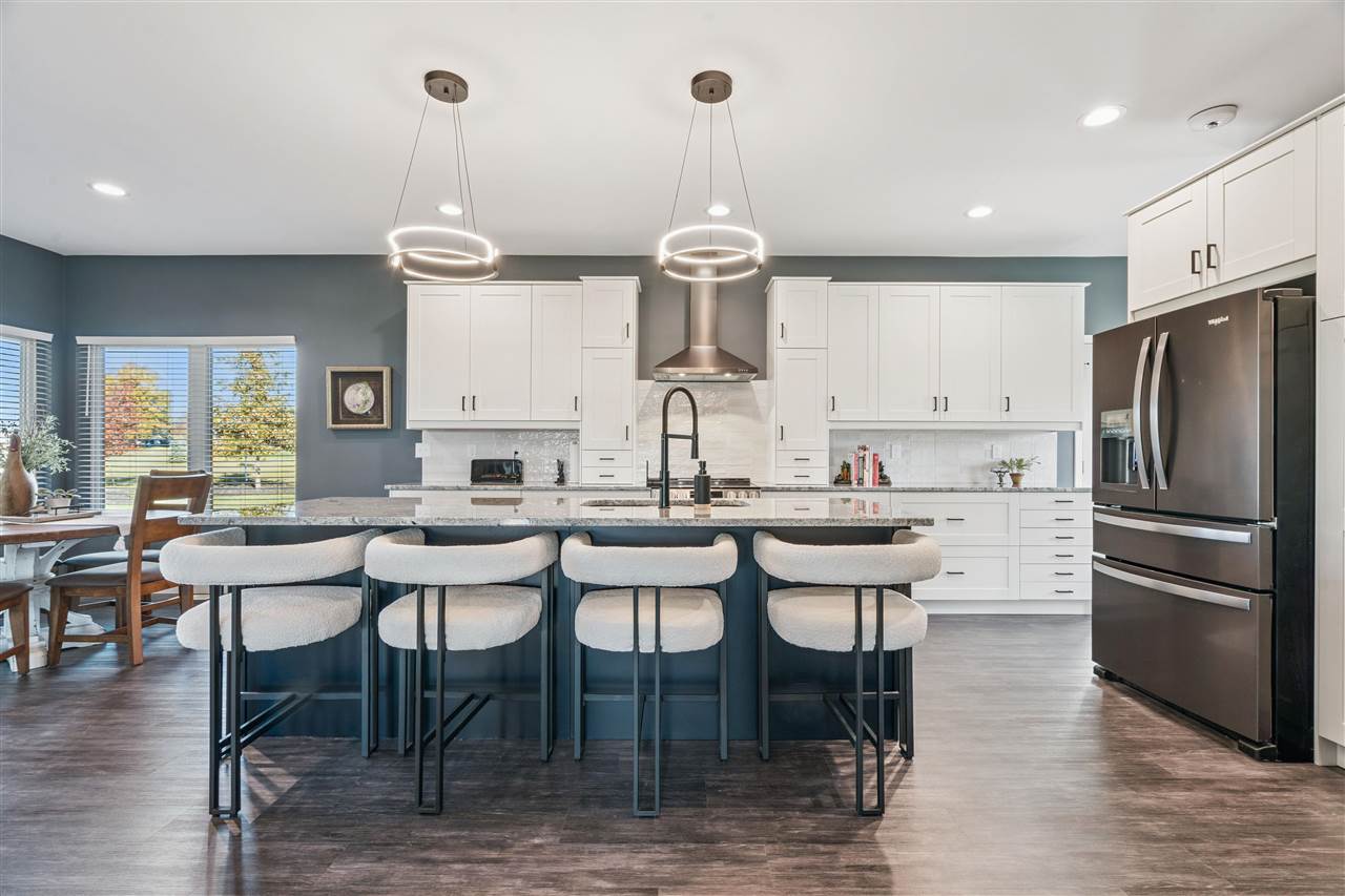 5112 Scenic View Court SW Cedar Rapids IA 52404