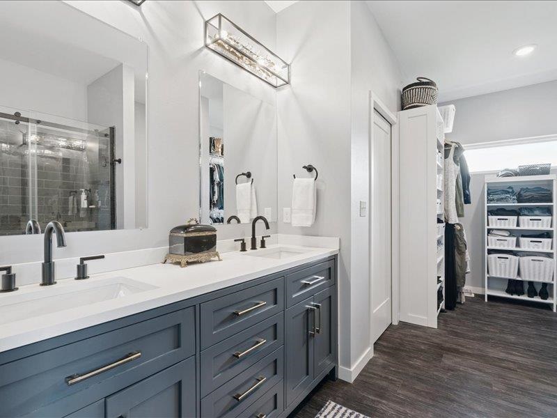 5112 Scenic View Court SW Cedar Rapids IA 52404