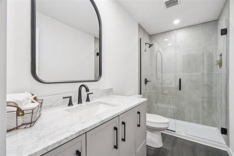 5112 Scenic View Court SW Cedar Rapids IA 52404