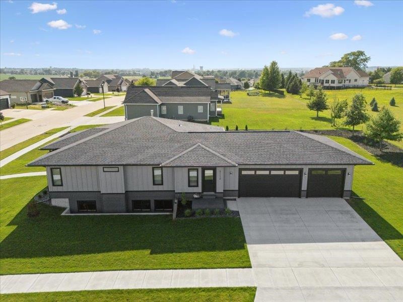 5112 Scenic View Court SW Cedar Rapids IA 52404