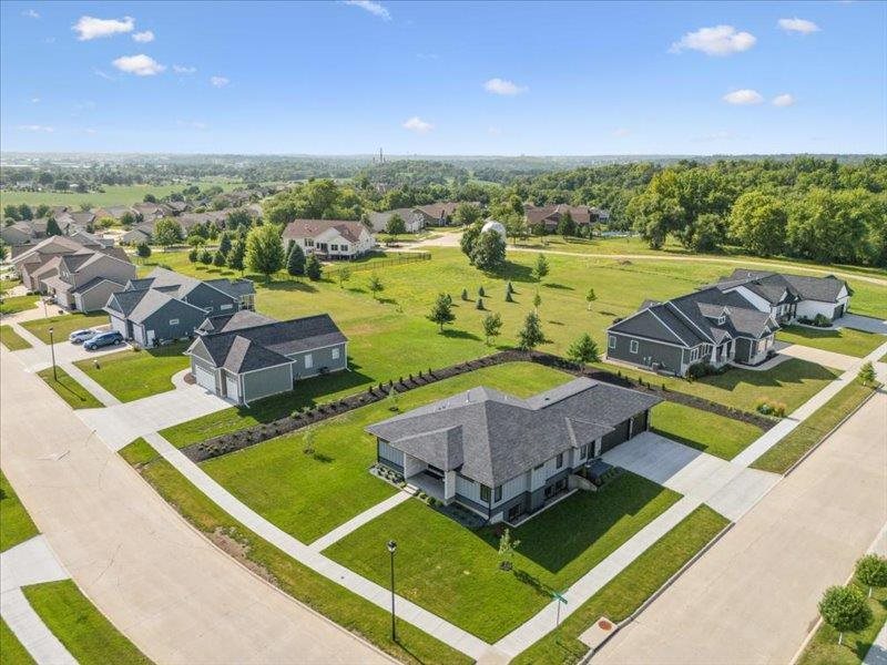 5112 Scenic View Court SW Cedar Rapids IA 52404