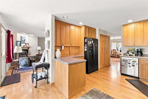 2956 Orchard View Lane Iowa City IA 52240