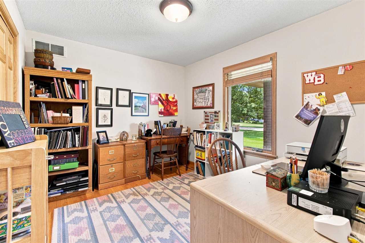 2956 Orchard View Lane Iowa City IA 52240