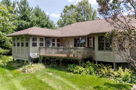 2956 Orchard View Lane Iowa City IA 52240