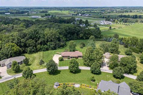 2956 Orchard View Lane Iowa City IA 52240