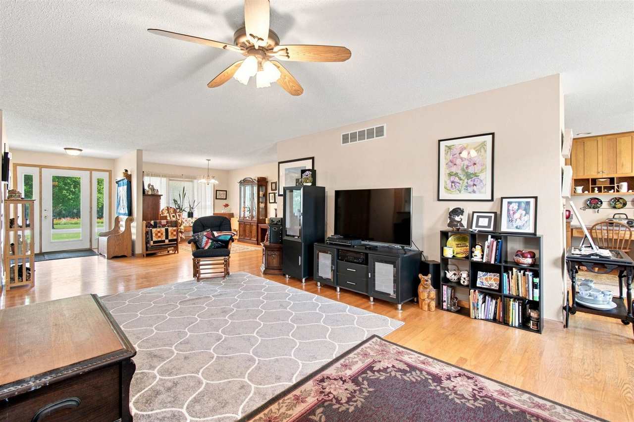 2956 Orchard View Lane Iowa City IA 52240