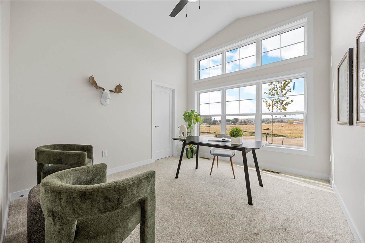 230 Howard Avenue NW Swisher IA 52338