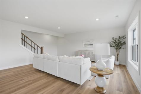 230 Howard Avenue NW Swisher IA 52338