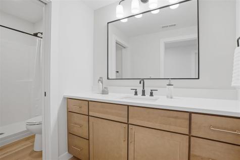 230 Howard Avenue NW Swisher IA 52338