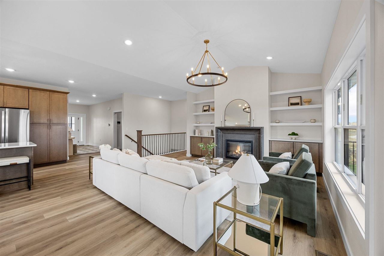 230 Howard Avenue NW Swisher IA 52338
