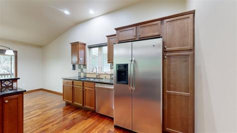 985 Ryan Court Iowa City IA 52246