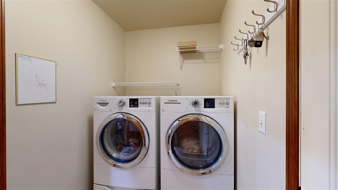 985 Ryan Court Iowa City IA 52246