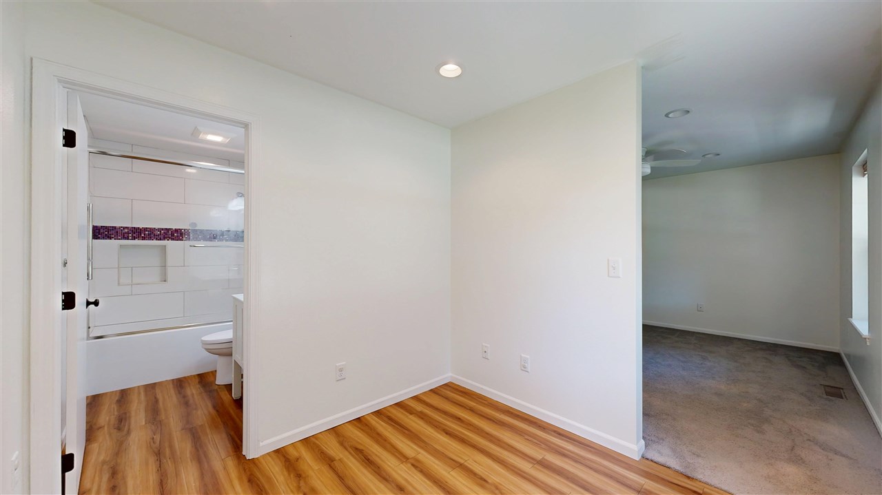 985 Ryan Court Iowa City IA 52246