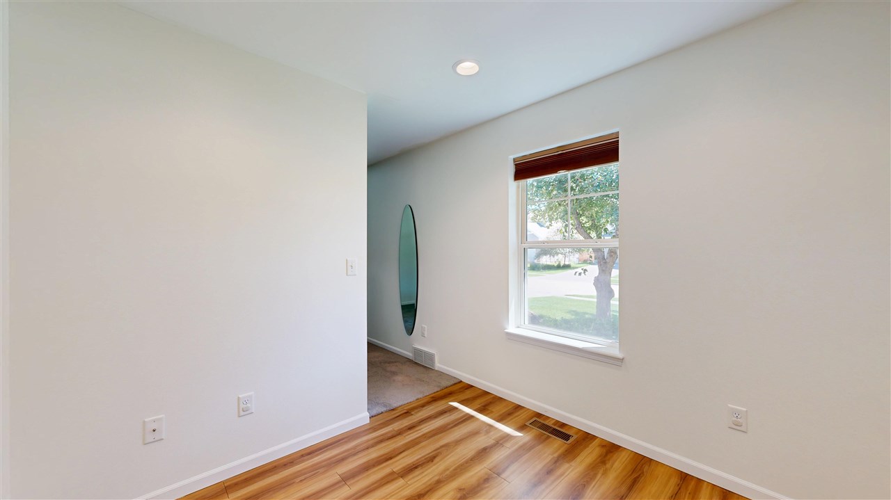 985 Ryan Court Iowa City IA 52246