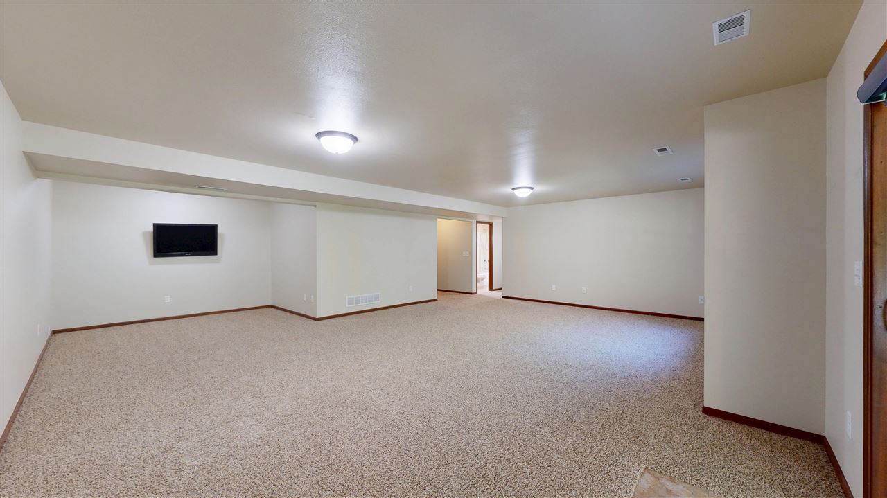 985 Ryan Court Iowa City IA 52246