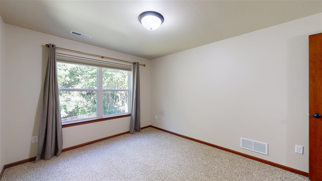985 Ryan Court Iowa City IA 52246