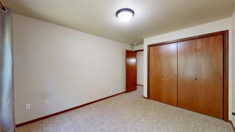 985 Ryan Court Iowa City IA 52246