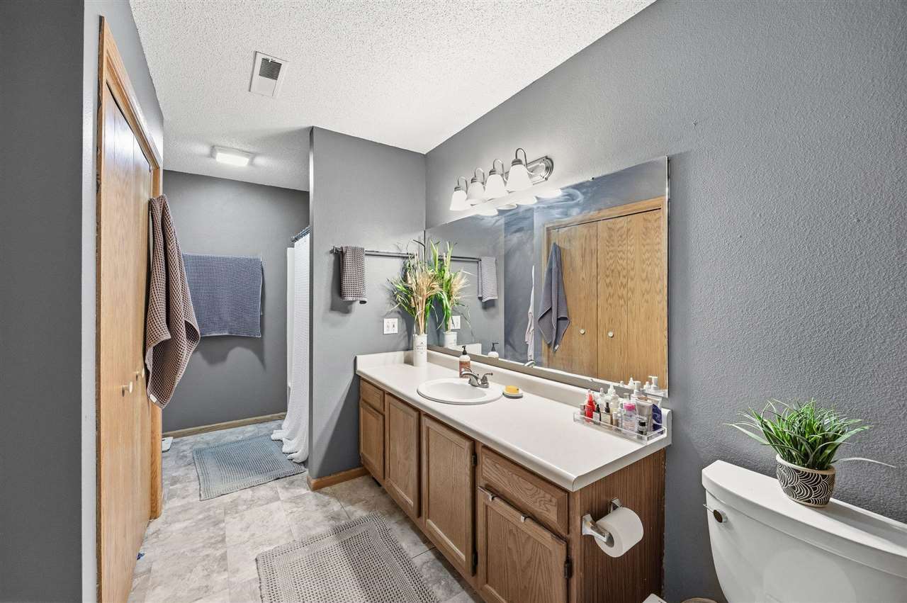 1427 Kodiak Court Coralville IA 52241
