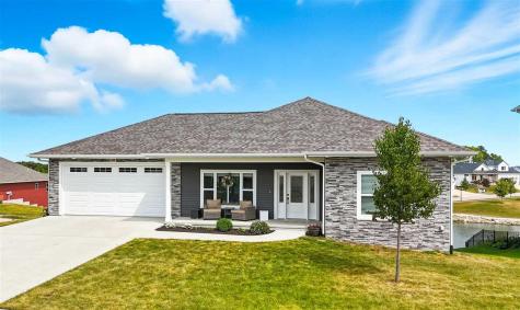600 Majestic Oak Ridge Solon IA 52333