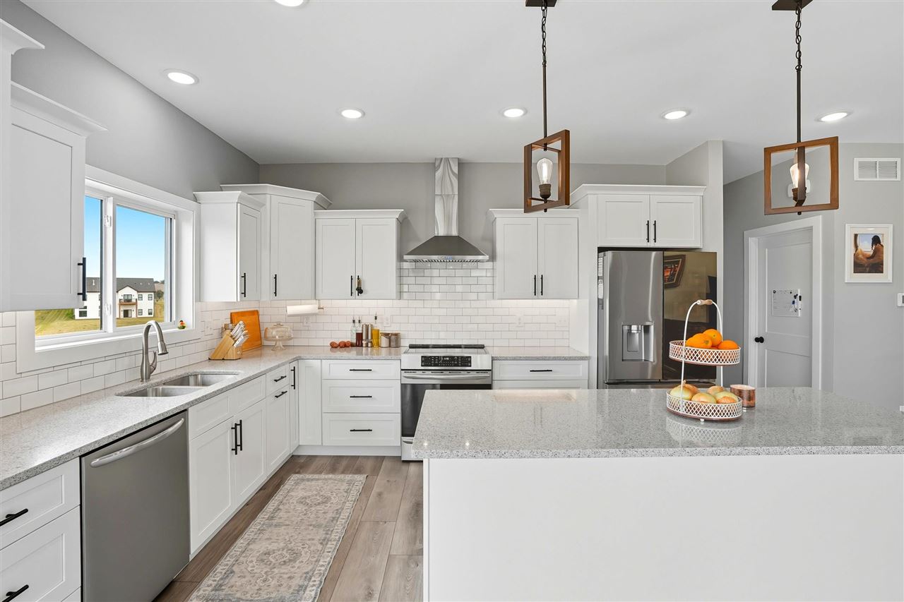 600 Majestic Oak Ridge Solon IA 52333