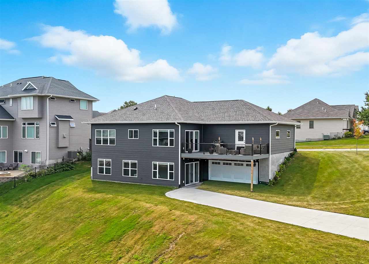 600 Majestic Oak Ridge Solon IA 52333