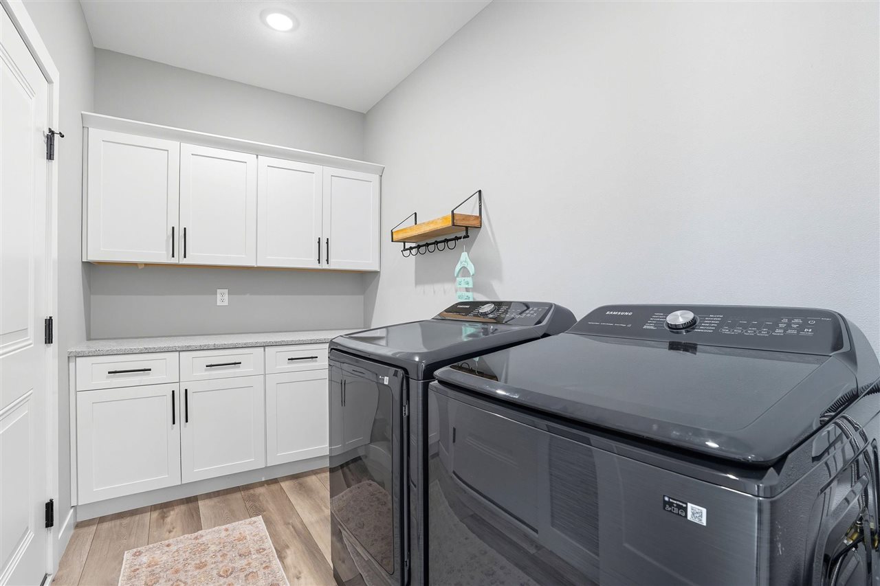 600 Majestic Oak Ridge Solon IA 52333