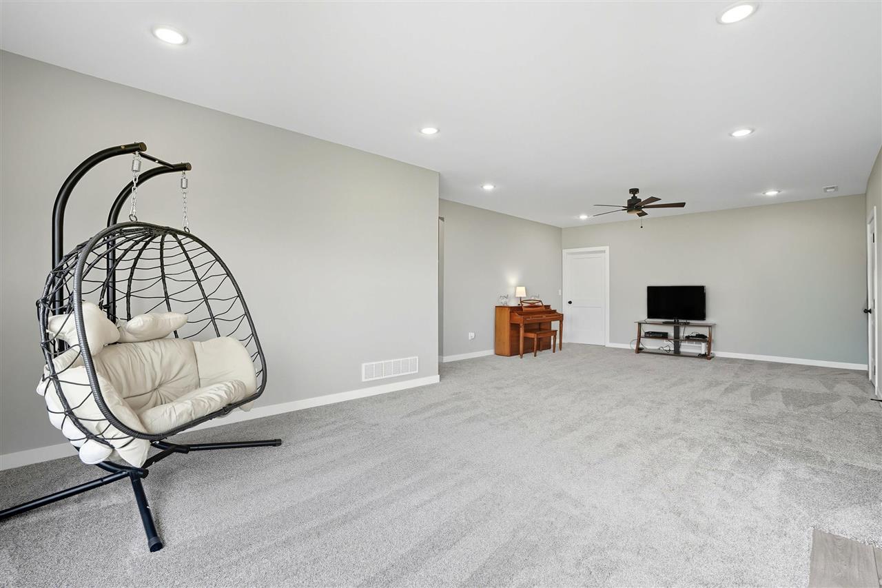 600 Majestic Oak Ridge Solon IA 52333