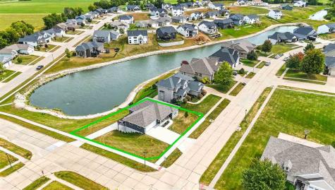 600 Majestic Oak Ridge Solon IA 52333