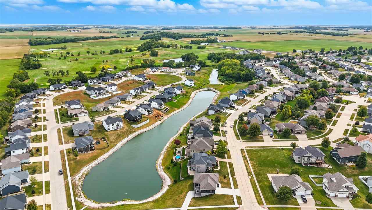600 Majestic Oak Ridge Solon IA 52333