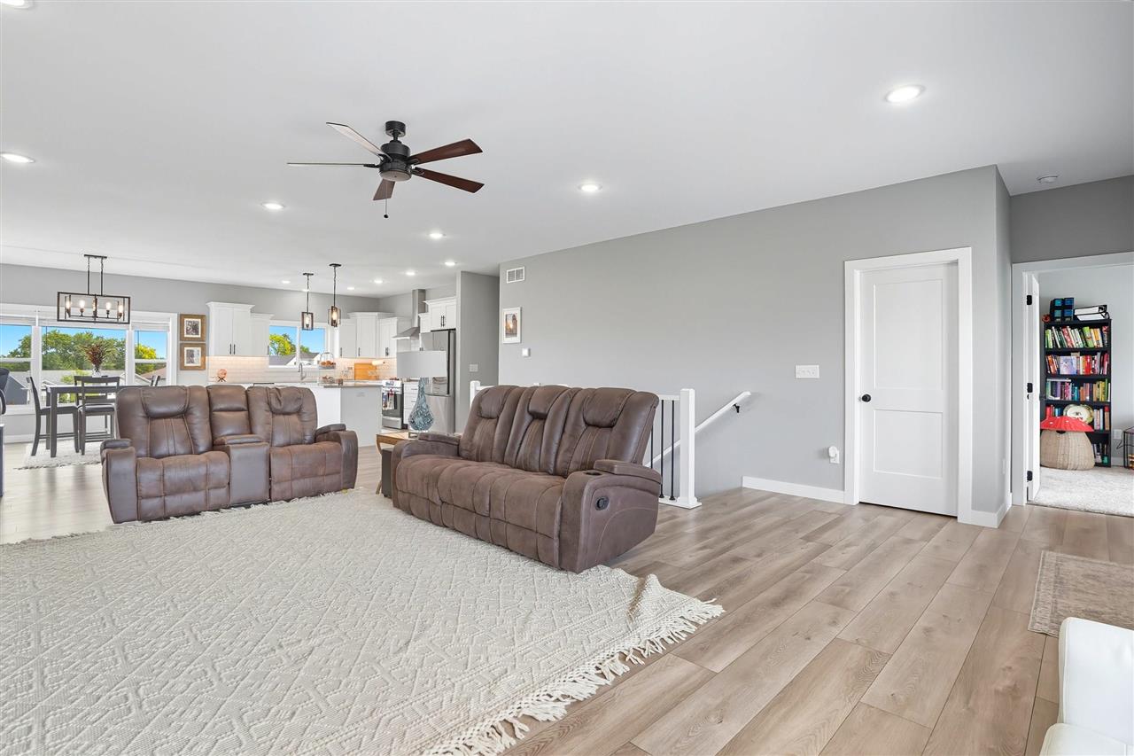 600 Majestic Oak Ridge Solon IA 52333