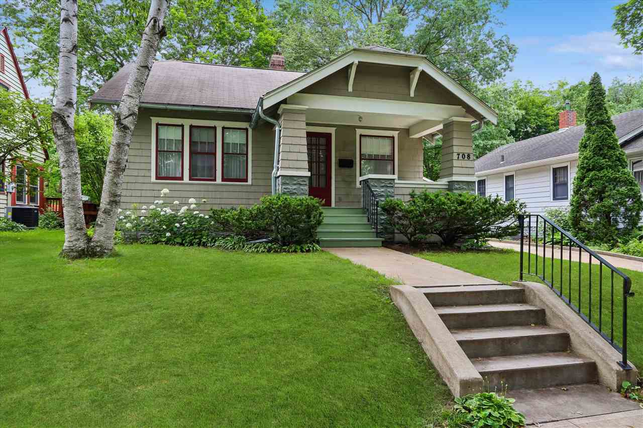 708 Grant Street Iowa City IA 52240