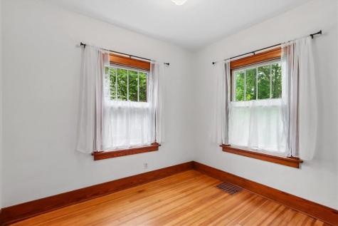 708 Grant Street Iowa City IA 52240