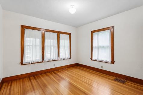 708 Grant Street Iowa City IA 52240
