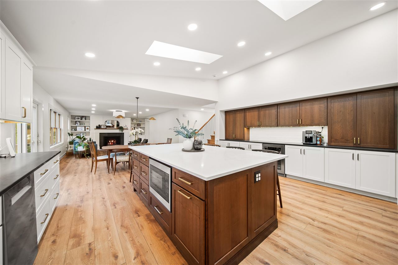 1792 NE Thorncrest Court Solon IA 52333