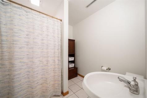 1792 NE Thorncrest Court Solon IA 52333
